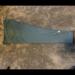 C9 Women’s 3/4 Length Workout Leggings
